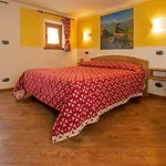 L'or D'echallogne - D'hotes فندق مبيت وإفطار