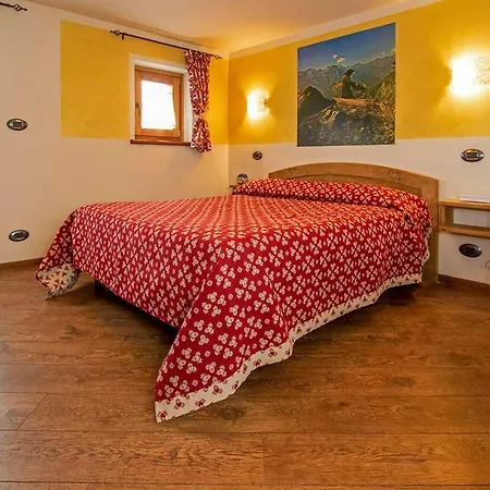 L'or D'echallogne - D'hotes Bed & Breakfast