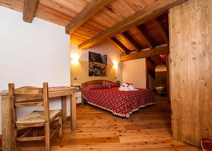 L'or D'echallogne - D'hotes Bed & Breakfast